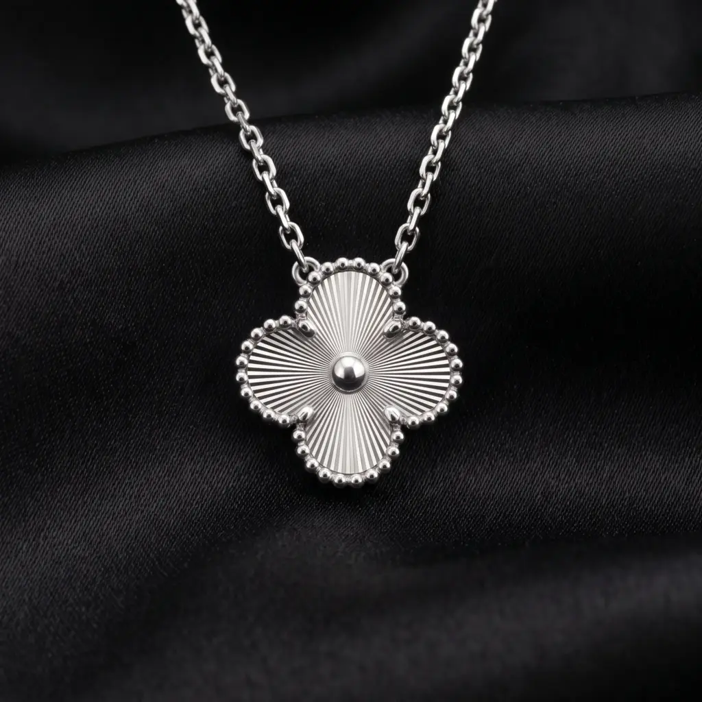 Van Cleef & Arpels, Vintage Alhambra Necklace