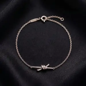 Tiffany Knot, Chain Bracelet